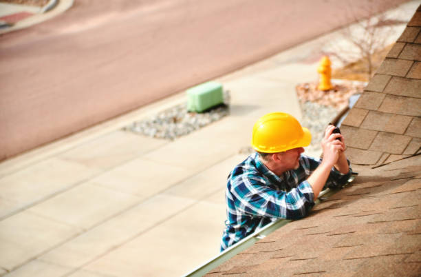 Best Roof Gutter Cleaning  in East Richmond Heights, CA